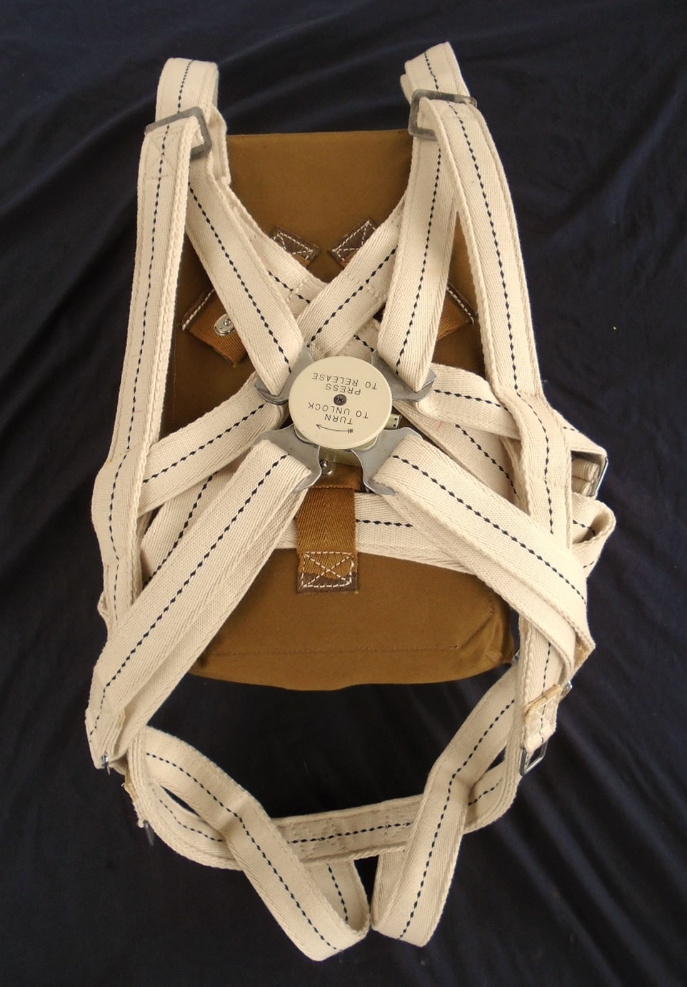 Parachute Harness & Pack PX4
